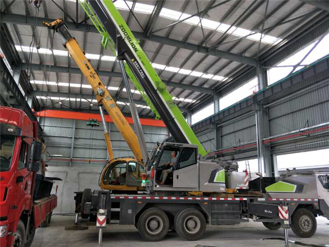 山西高空车出租需要注意哪些安全事项？