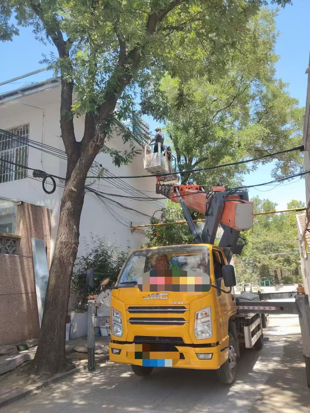 山西高空作业车能吊装重物吗？最大承载多少公斤？